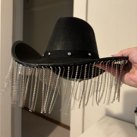 Trendy and Tipsy Selena Rhinestone Fringe Cowgirl Hat in Black - Picture 2 of 3